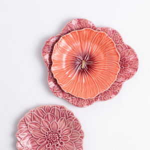 Gardenia-hollyhock-dessert-plate-Signature-Editions
