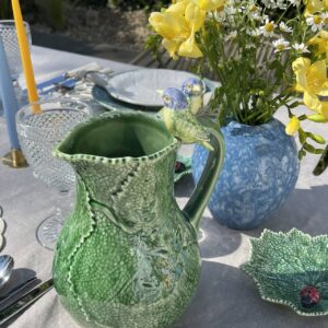 Bordallo Green pitcher with birds - Signature Editions