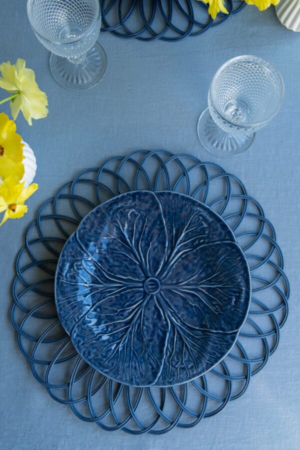 Bordallo style dinner plate blue - Signature Editions