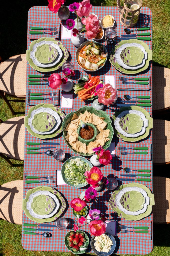 Artichoke-table-setting-Signature-Editions