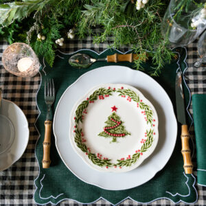 Christmas Tree accent plate-Lunch at the Lodge-Signature Editions