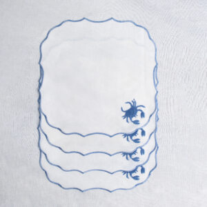 Signature Editions-Embroidered Italian linen placemat - White with embroidered crab - set of 4